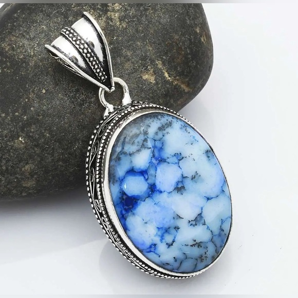 DENDRITE PENDANT - Picture 1 of 3